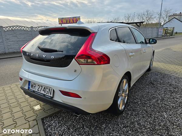 Volvo V40 D3 Inscription - 7