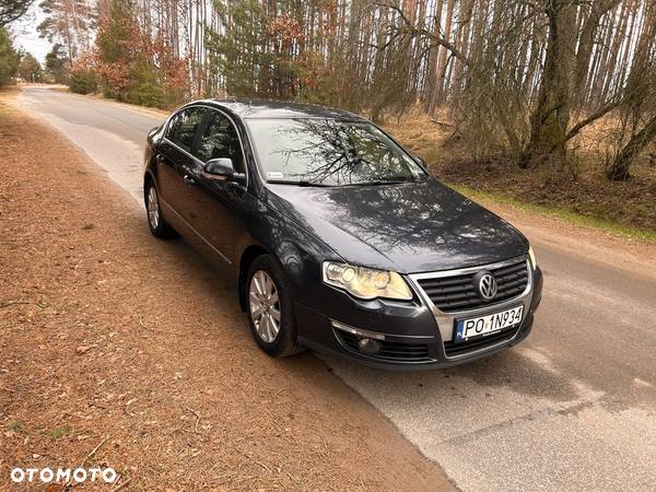 Volkswagen Passat 2.0 TDI DPF Comfortline - 6