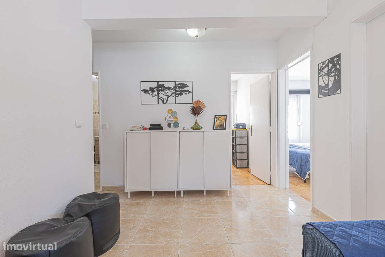 Apartamento de 4 assoalhadas no centro da Moita-6