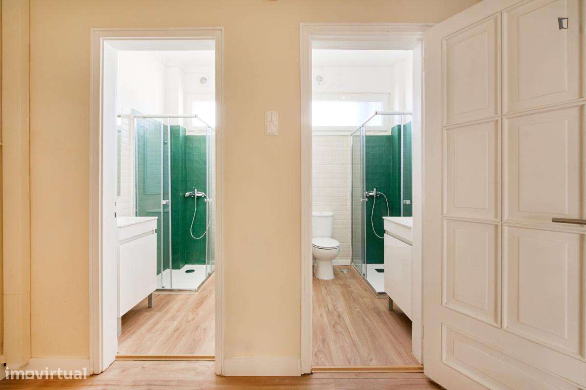 Quarto - localizado em Picoas Lisbon - Grande imagem: 2/16