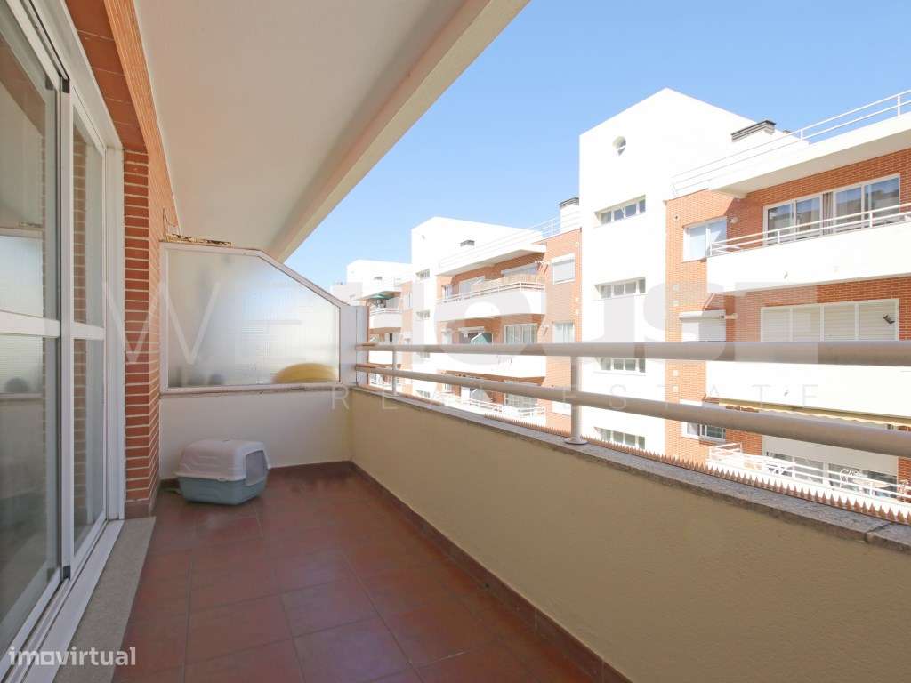Excelente T3 com Suíte e Espaço Exterior Exclusivo em Alhos Vedros-7