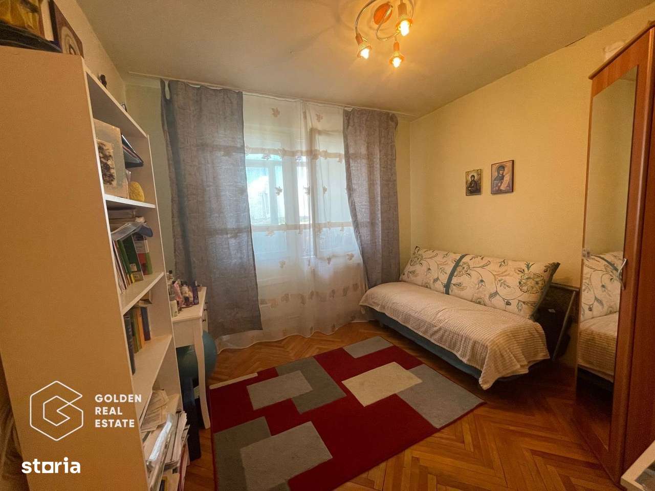 Apartament spațios, decomandat, 4 camere, Soarelui, zona AEM - Imagine principală: 4/9