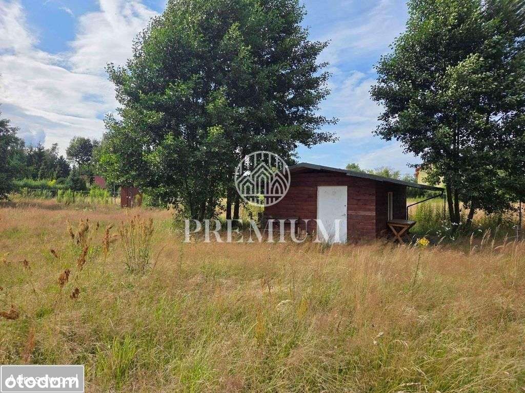 Piękna działka budowlana nad jeziorem-1