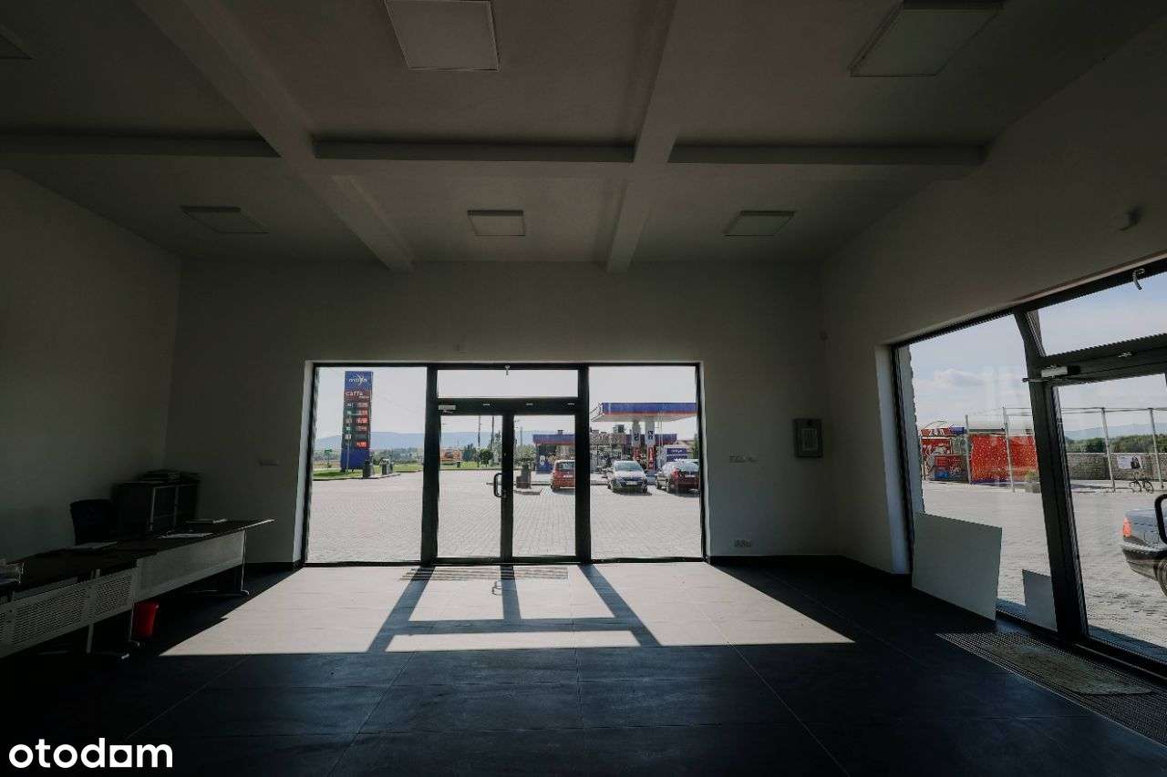 Niezależny lokal do wynajęcia w nowoczesnym budynku – Czajęcice - Pełny obrazek: 5/8