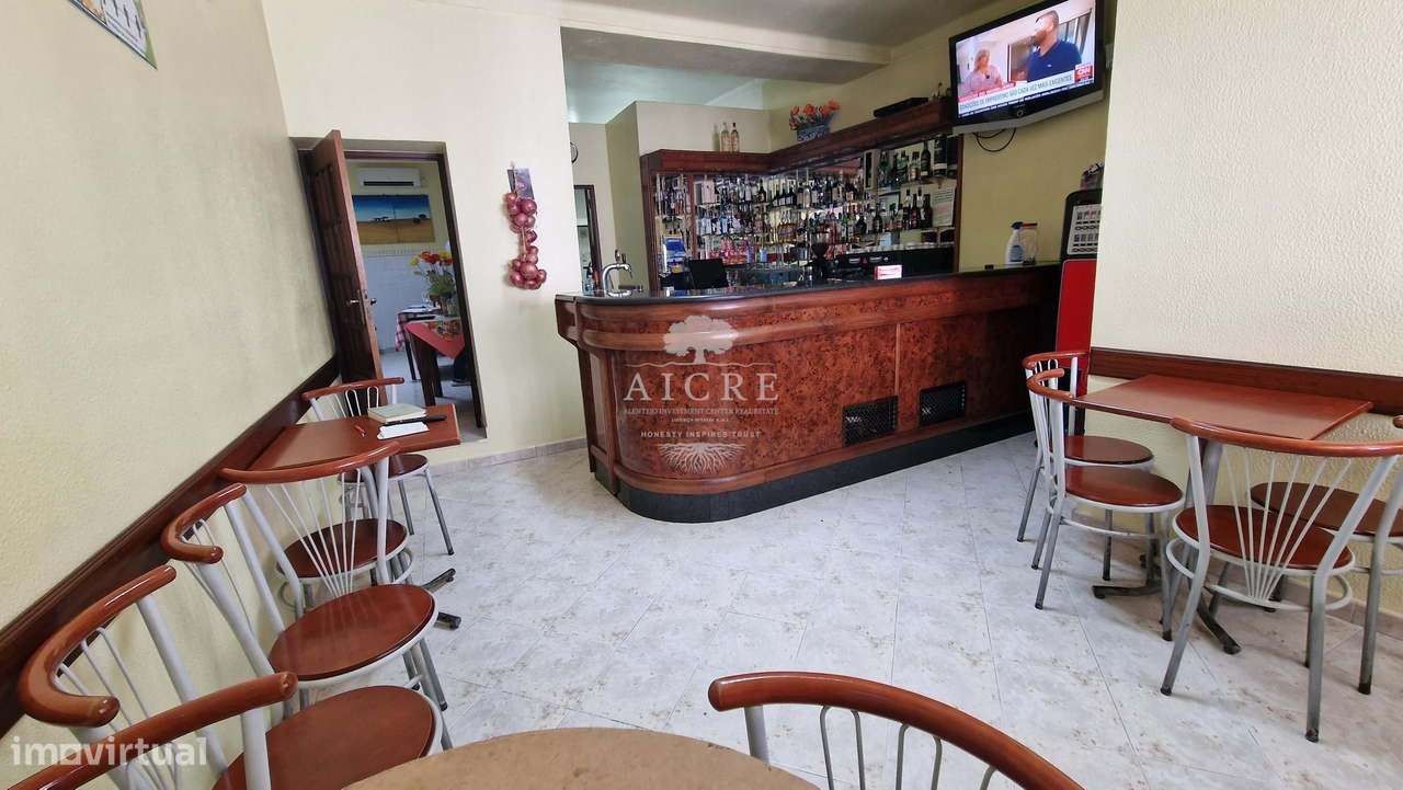 Restaurante com imóvel incluído localizado na simpática localidade do - Grande imagem: 3/17