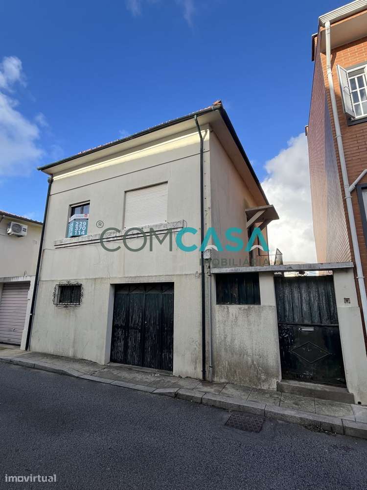 Moradia V3 reabilitação | metro fonte cuco | Senhora Hora Matosinhos-40