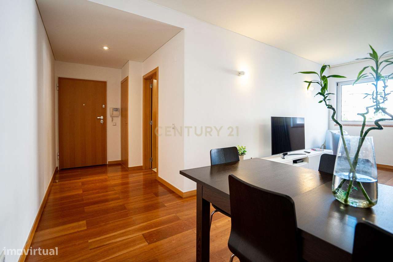 Apartamento T1 junto à Marina - Expo Sul - Grande imagem: 4/19