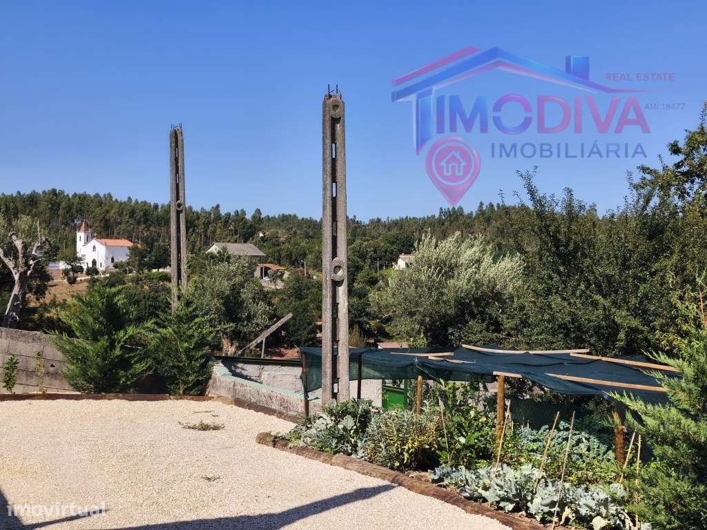 Moradia T3 recentemente renovada, com jardim em Graça, Pedrogão Grande-50