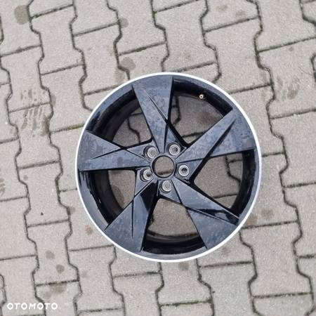 Felga aluminiowa Skoda OE SCALA 7.0" x 17" 5x100 ET 40 - 7