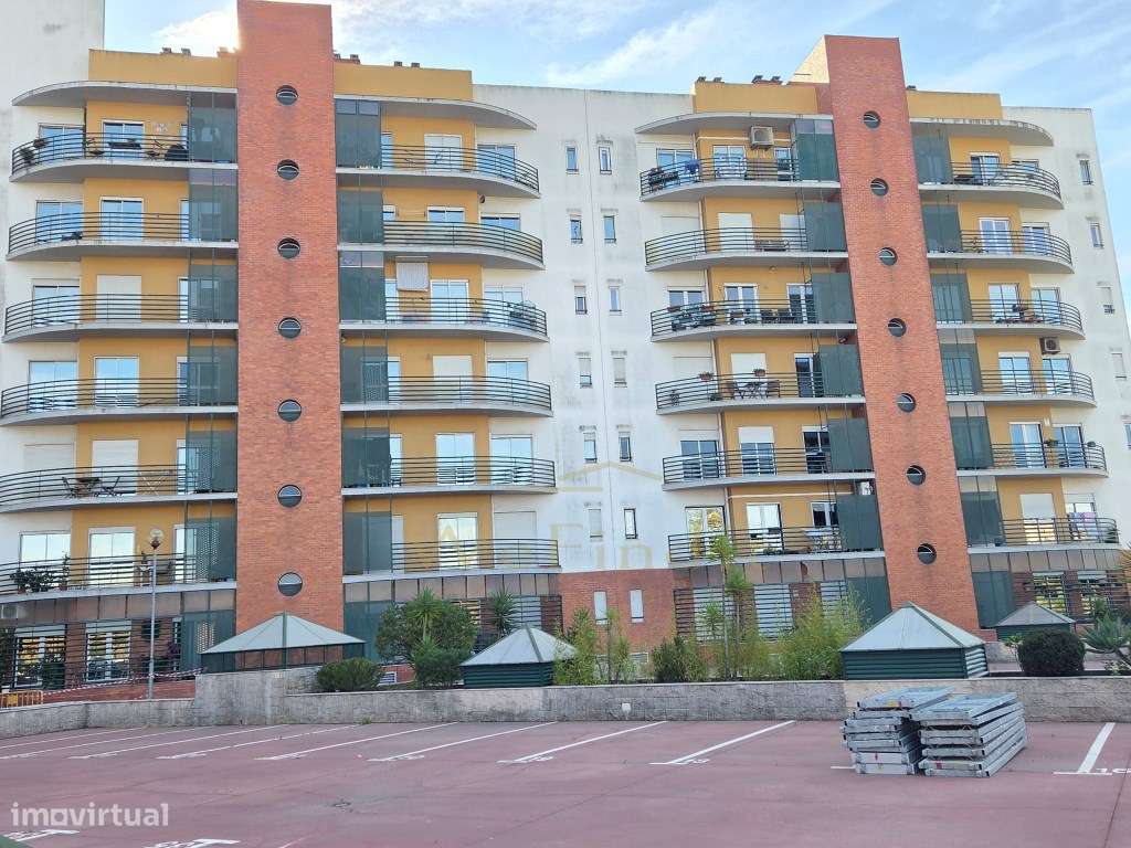 Excelente T3 no centro de Lisboa-28