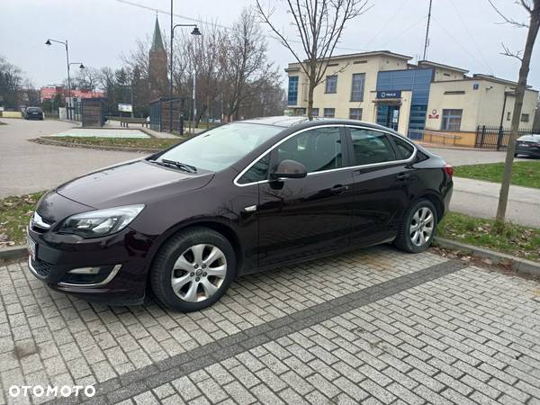 Opel Astra IV 1.4 T Business - 12