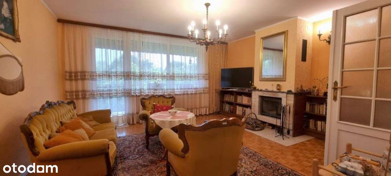 Dom z potencjałem - dwa poziomy, piękna działka, świetna lokalizacja!-5