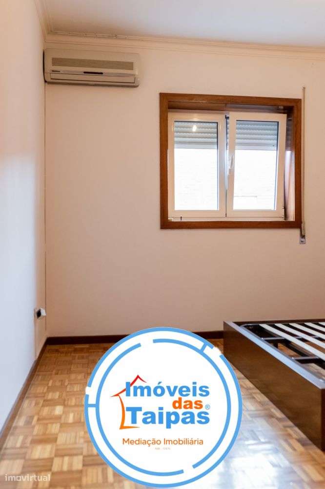 Vende-se Apartamento T3, em Barco, Guimarães-11