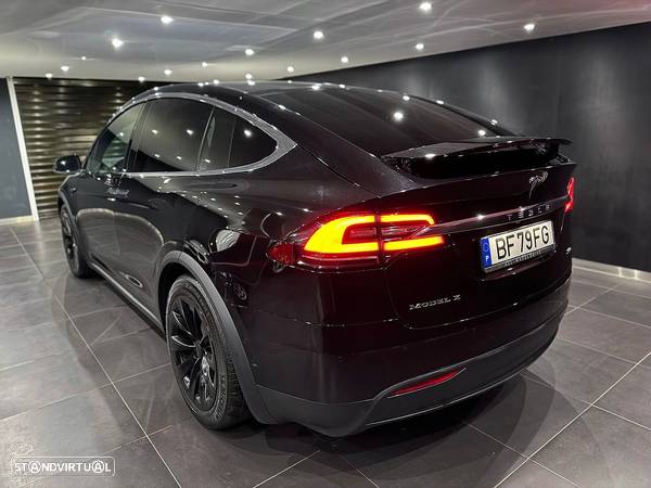 Tesla Model X 100D - 6