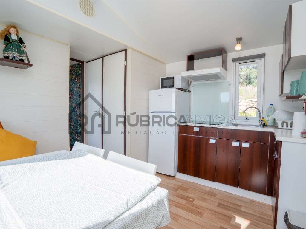 Moradia térrea de 3 quartos e piscina-46