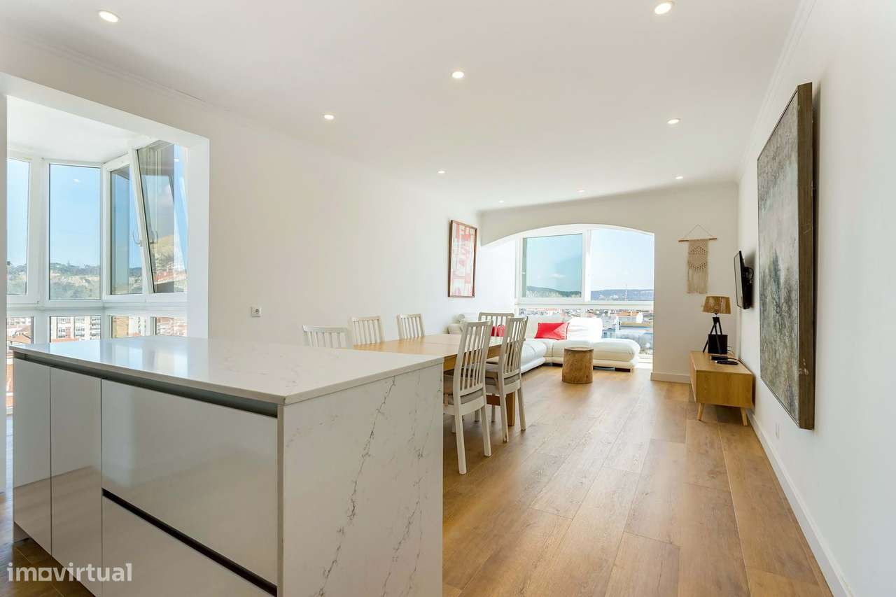 T2 frente ao mar na Costa da Caparica, com vista e estacionamento - Grande imagem: 4/26