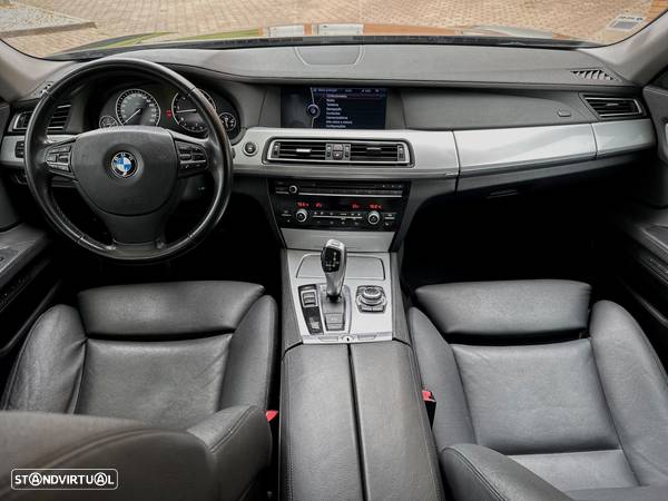 BMW 730 d Pack M - 22