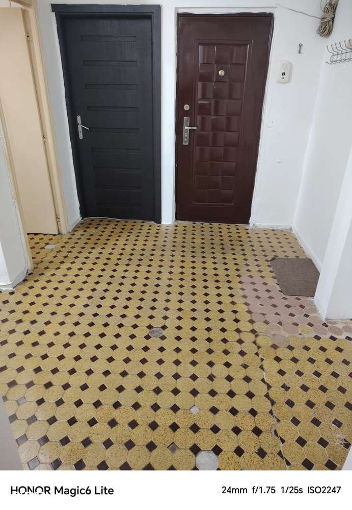 Decomandat, et.1/4, liber, George Enescu- Liceul Energetic - Imagine principală: 4/6