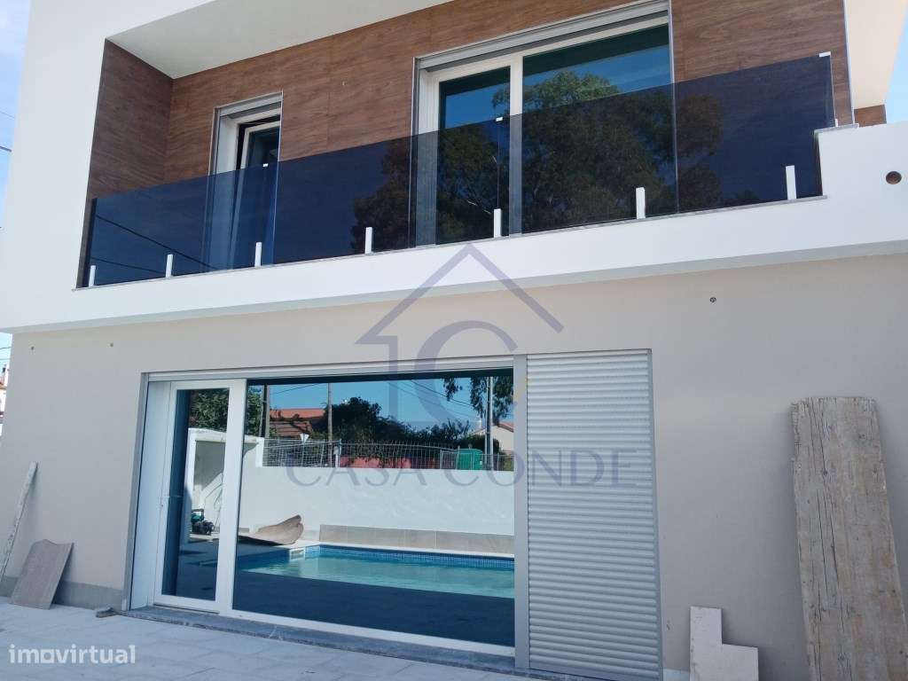 Moradia T4 Duplex com piscina, 180 m², acabamentos de luxo-6