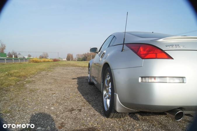 Nissan 350 Z 3.5 V6 - 5