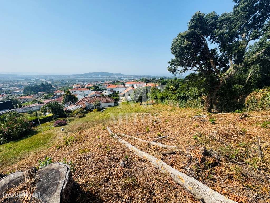 Terreno com vistas fabulosas para venda na Meadela - Viana do Castelo - Grande imagem: 3/12