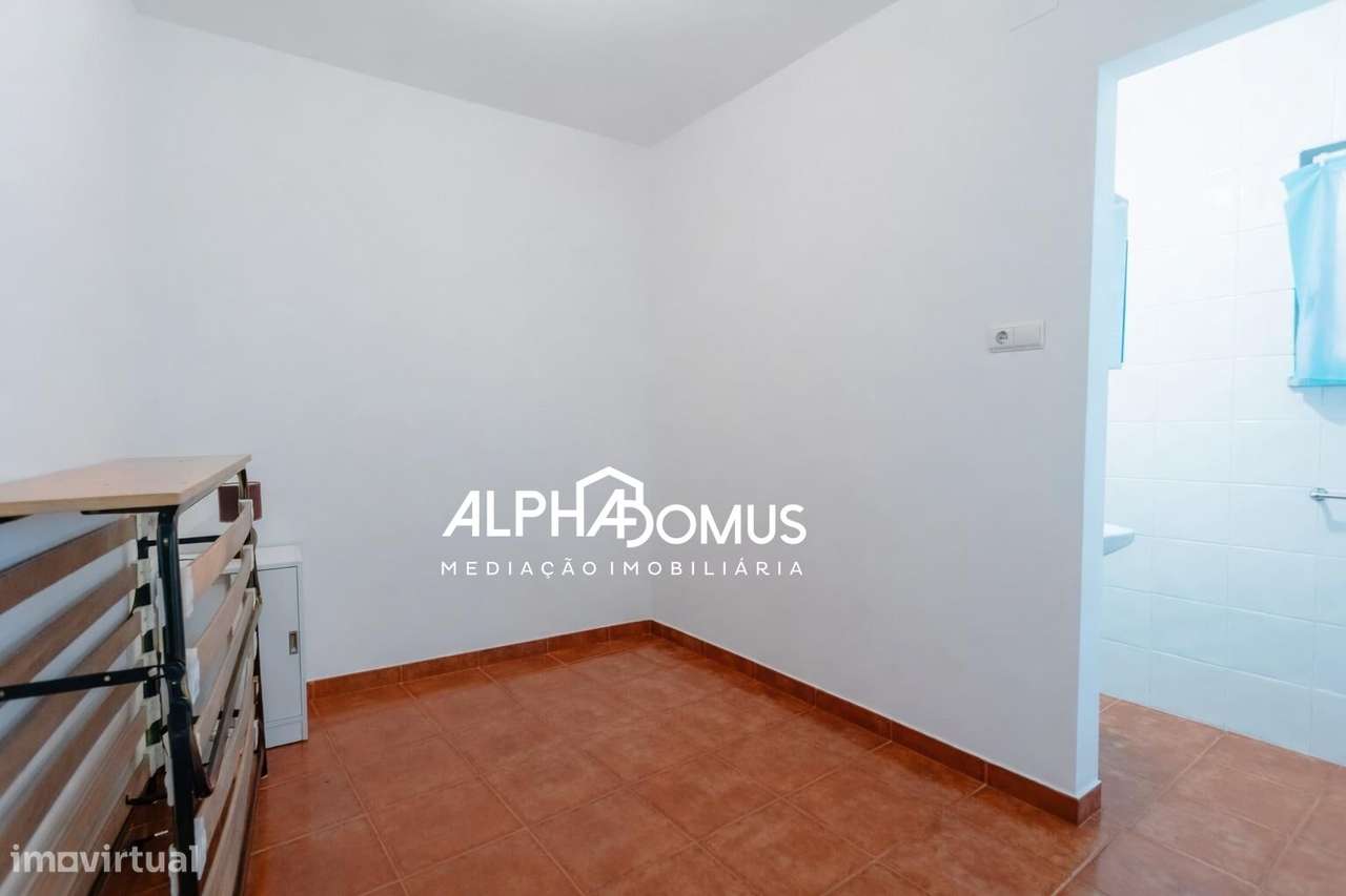 Moradia isolada com piscina, anexo e terreno, em Barosa.-30