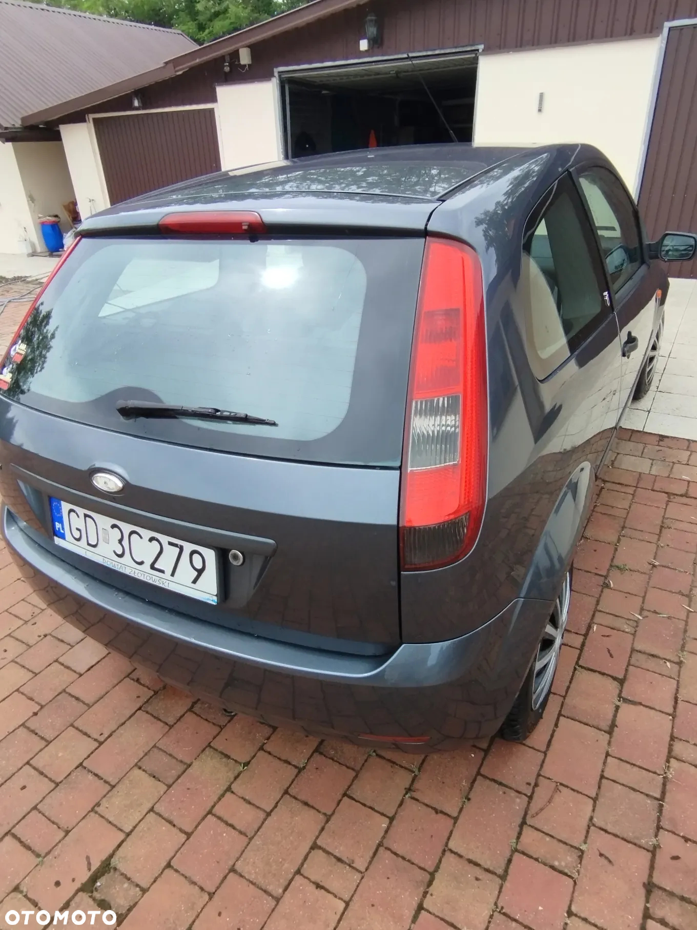 Ford Fiesta 1.3 - 4