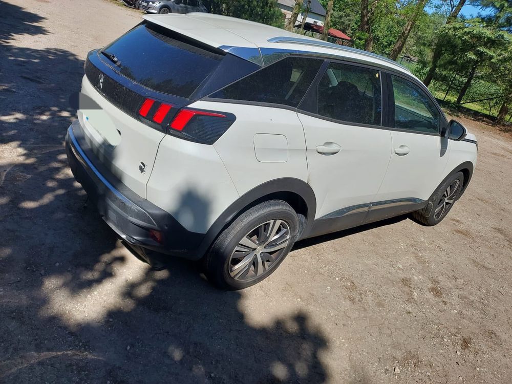 Peugeot 3008 II (2016-2024) BlueHDi 130 Stop & Start Allure Business-Paket 2019
