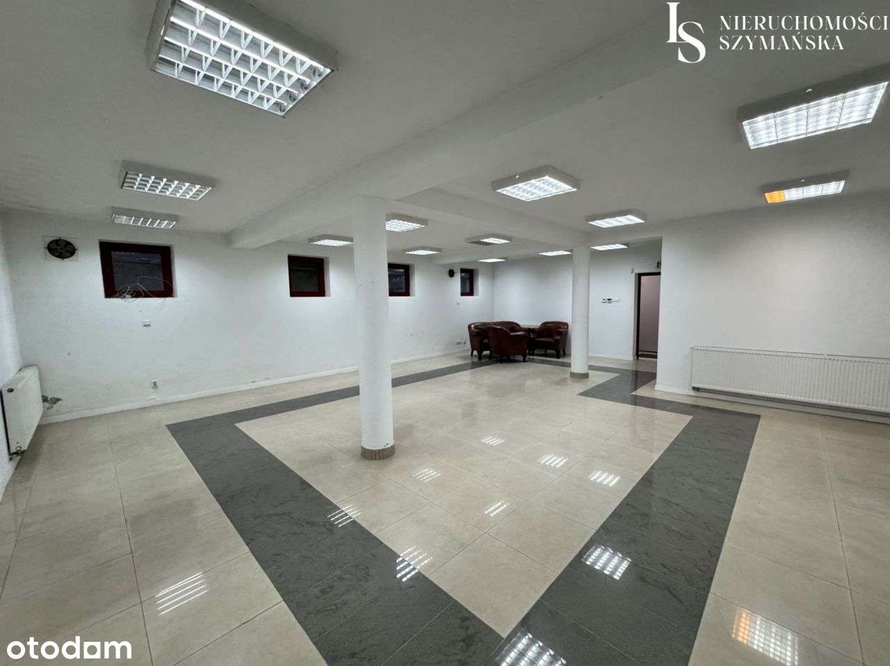 Nieruchomość komercyjna w doskonałej lokalizacji w-17