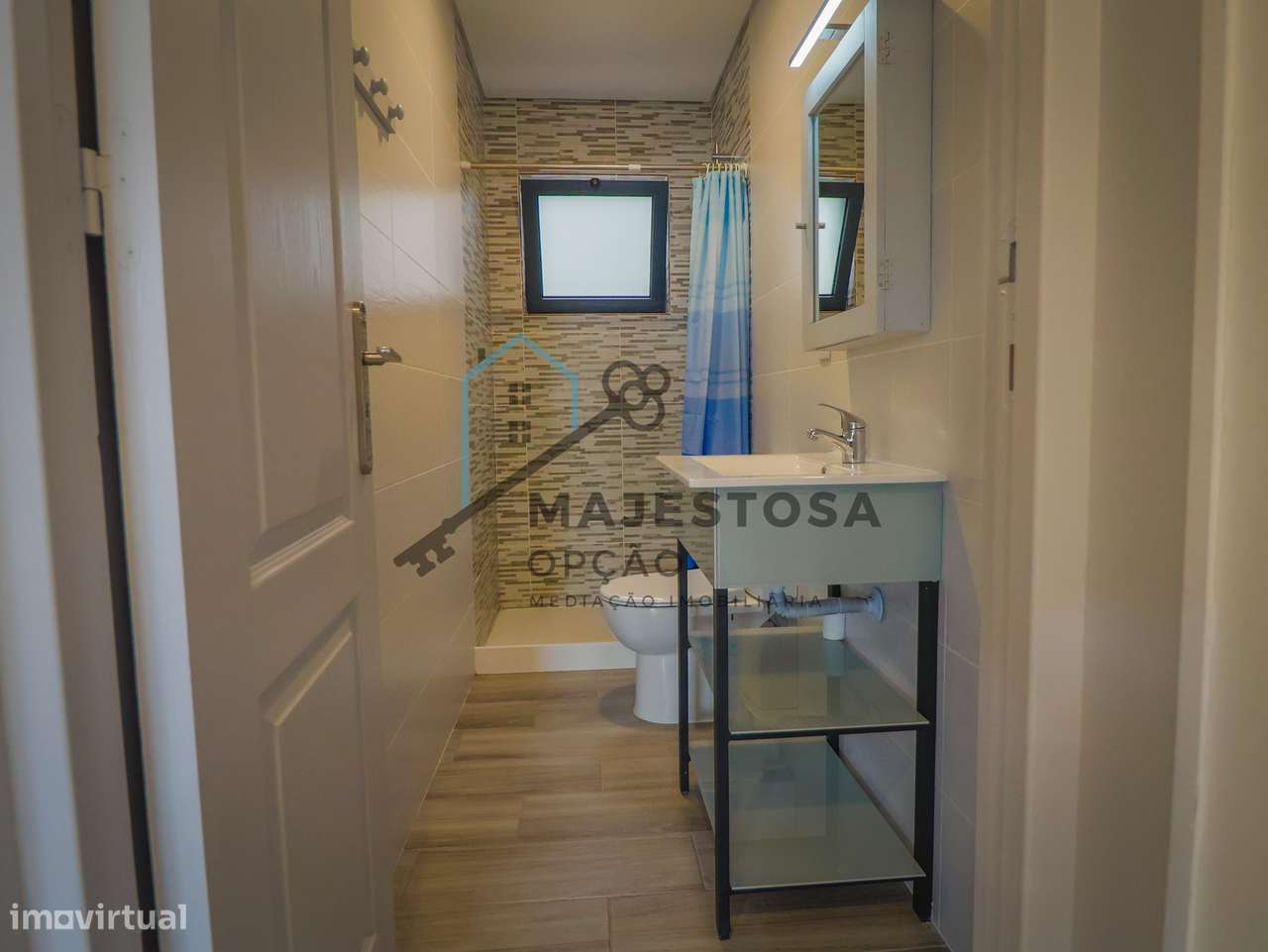 Moradia com 4 Apartamentos T1 — Gualtar, Braga-17
