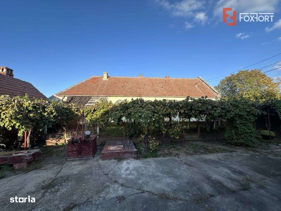 Casa individuala cu 3 camere si teren de 1577 mp, Bucovat central - Imagine principală: 5/19