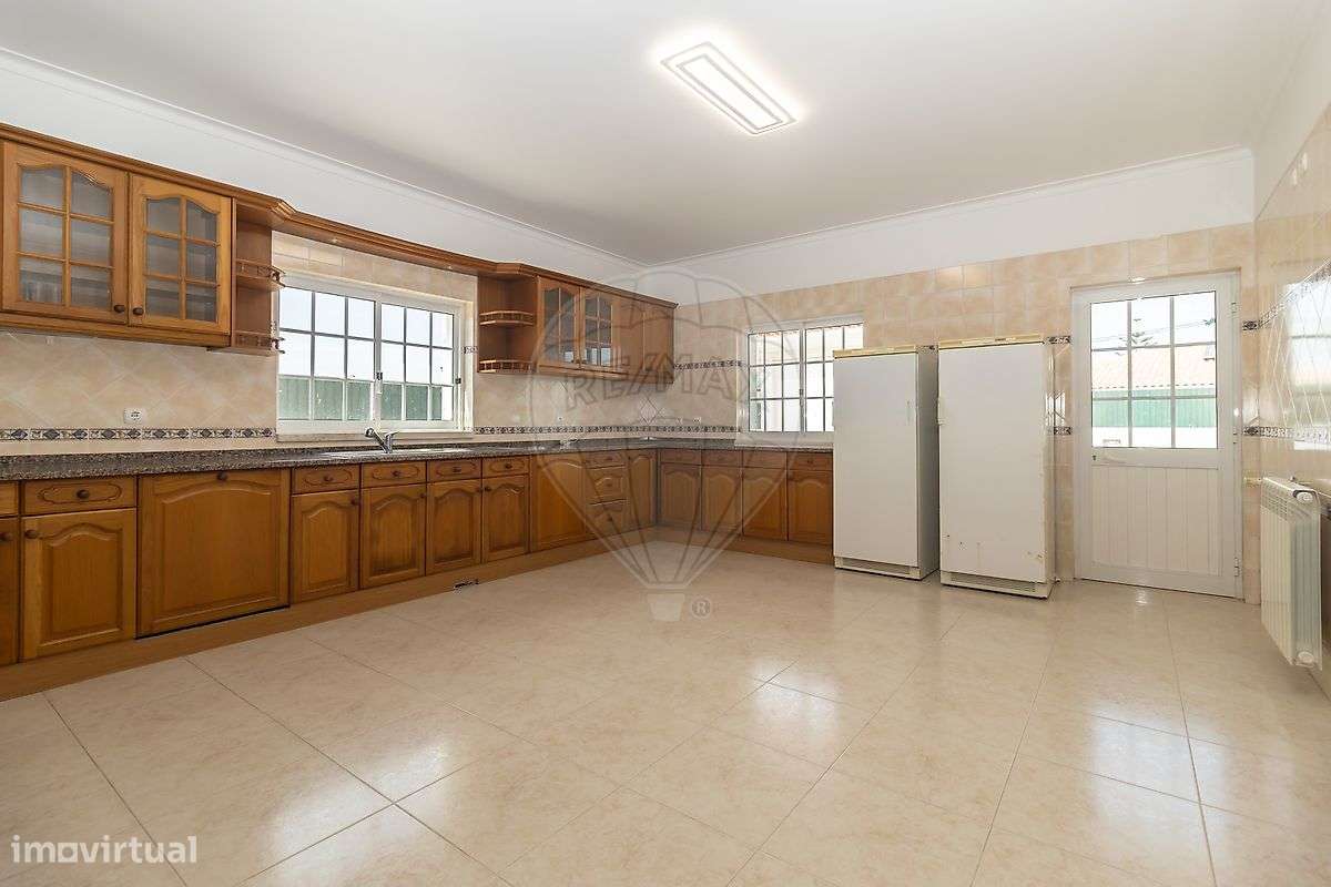 Moradia T4 nas Casas de Azeitão-22
