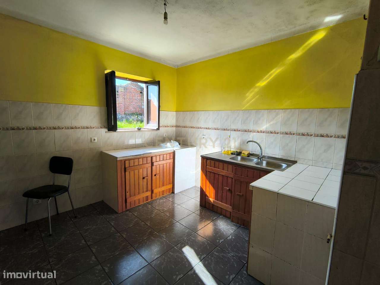 Moradia T2 em Alpedriz – Um investimento com múltiplas possibilidades-11