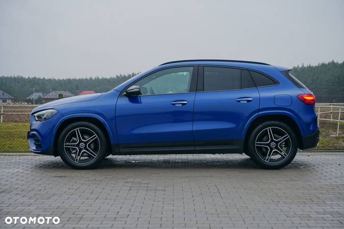 Mercedes-Benz GLA 220 mHEV 4-Matic AMG Line 8G-DCT - 3