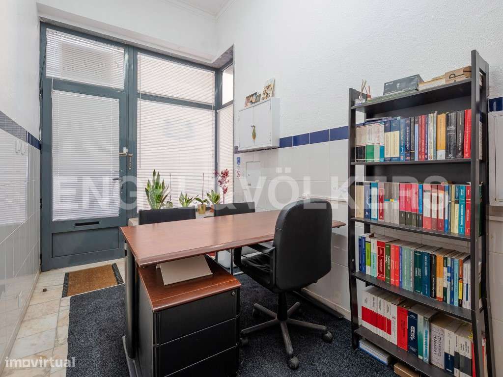 Espaço Comercial com Montra nas Avenidas Novas - Grande imagem: 2/23