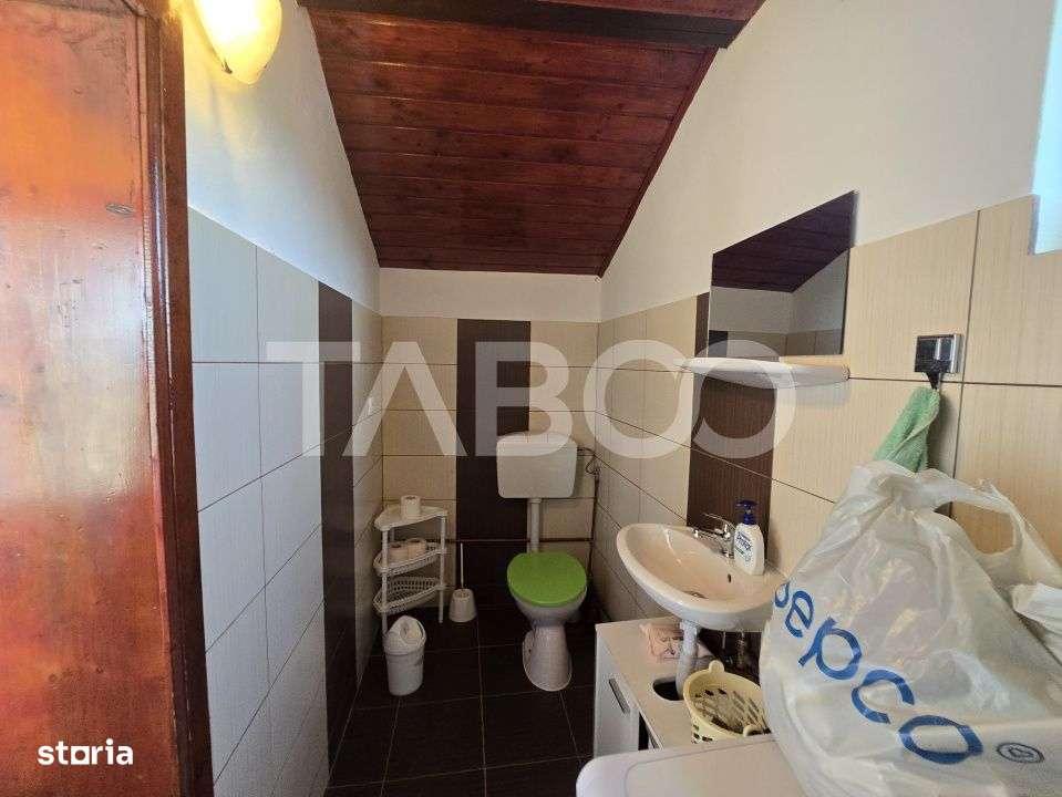 Casa de vanzare 3 camere 107 mp construiti 900 mp teren in Tocile-18