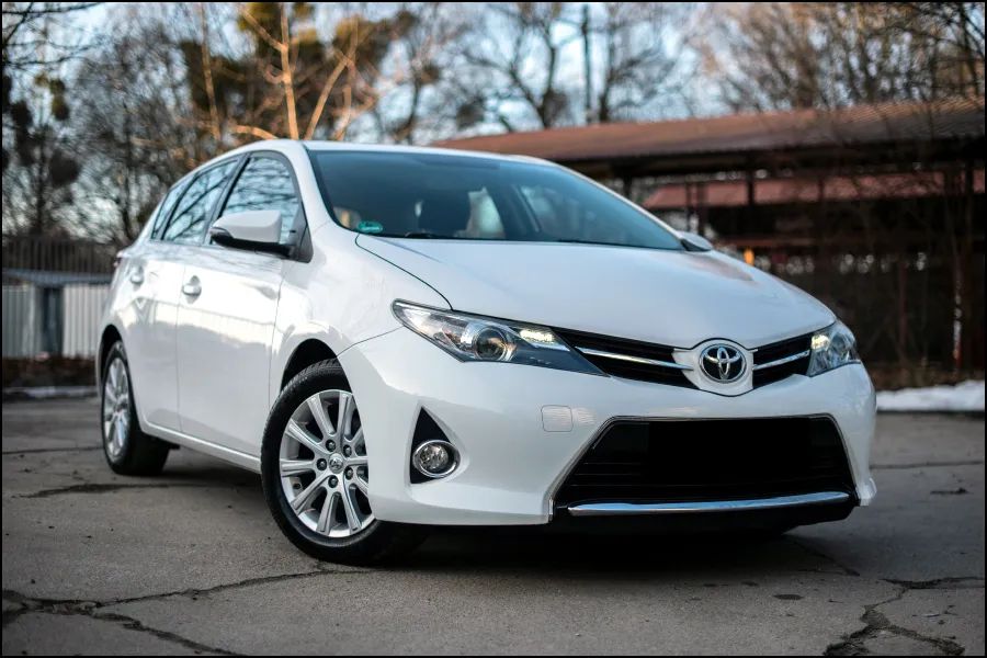 Toyota Auris II 2014