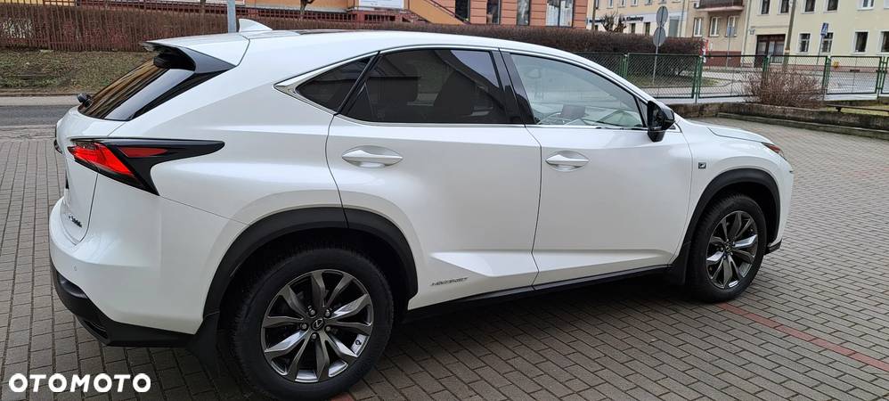 Lexus NX - 8