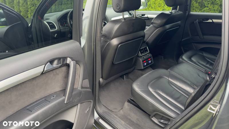 Audi Q7 3.0 TDI DPF clean diesel Quattro Tiptronic - 9