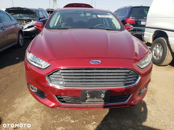 Ford Fusion - 2