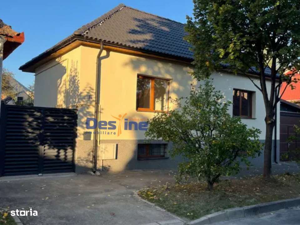 Casa cu 3 camere, recent renovata in 2024, suprafata de 100 mp, in zon - Imagine principală: 3/7