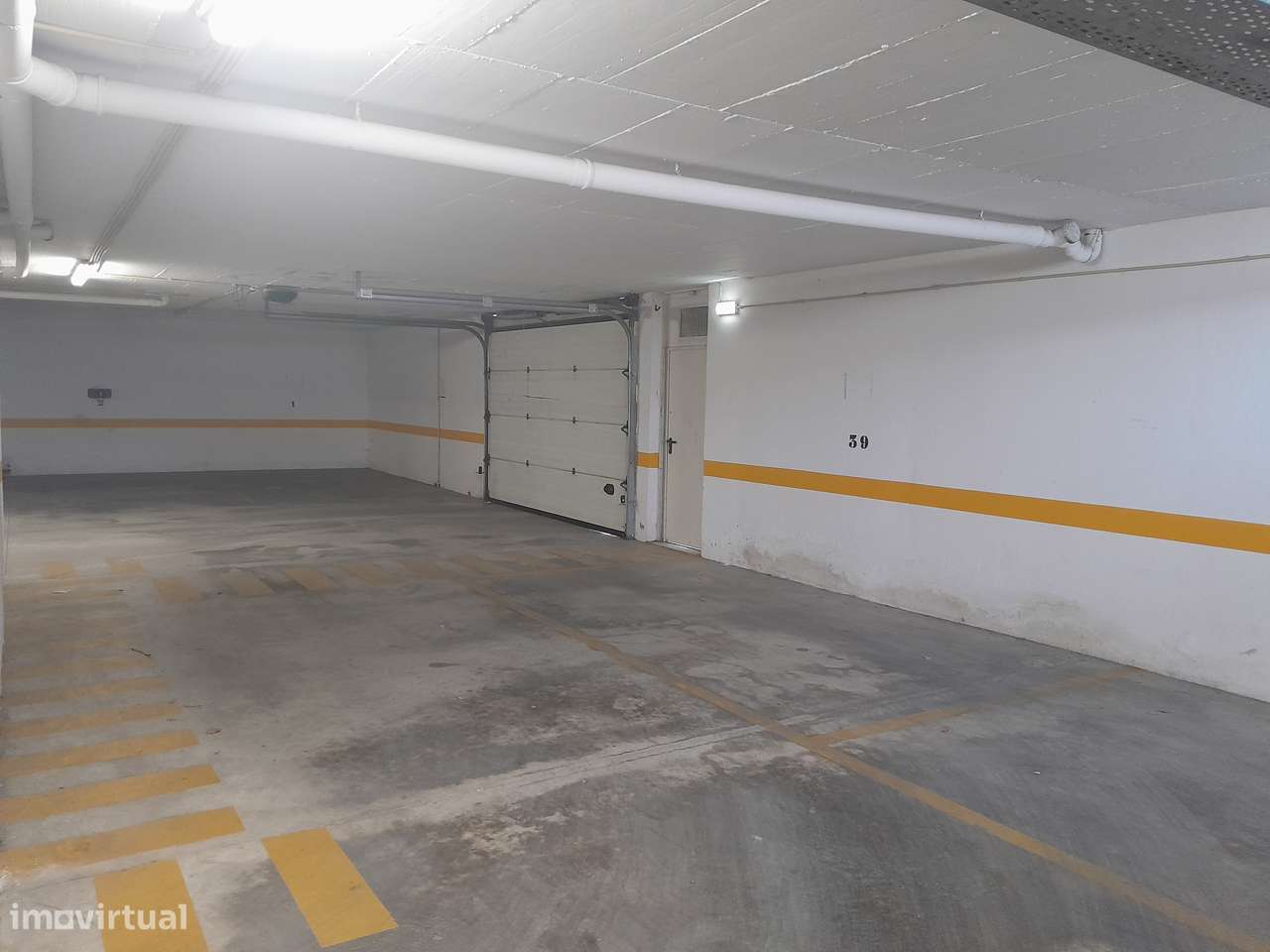T2 Semi-Novo C/ Garagem Olhão-24