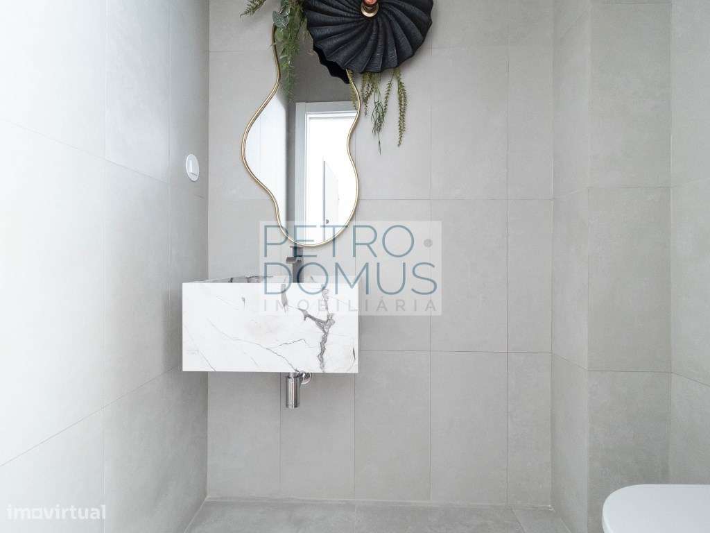 EDIFÍCIO DO CASTELO - T3 E-14