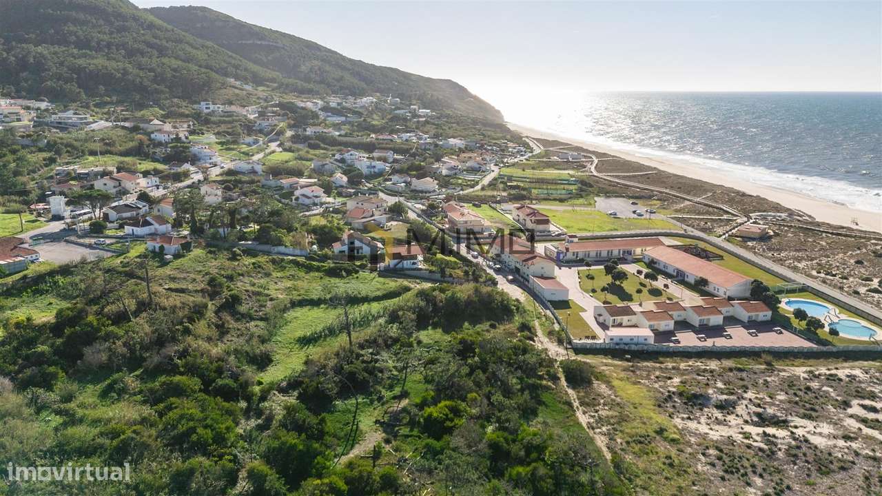 Terreno para construção, com vistas de mar na Murtinheira-7