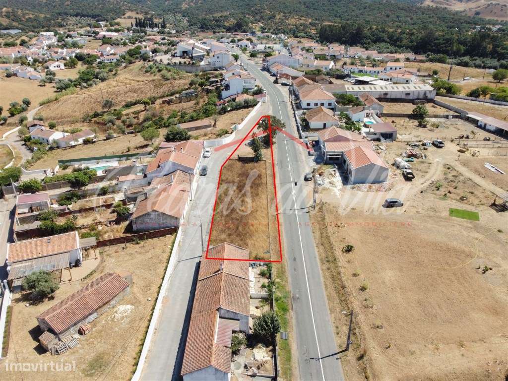 Terreno urbano com 700m2 de construção em Colos - Odemira-2