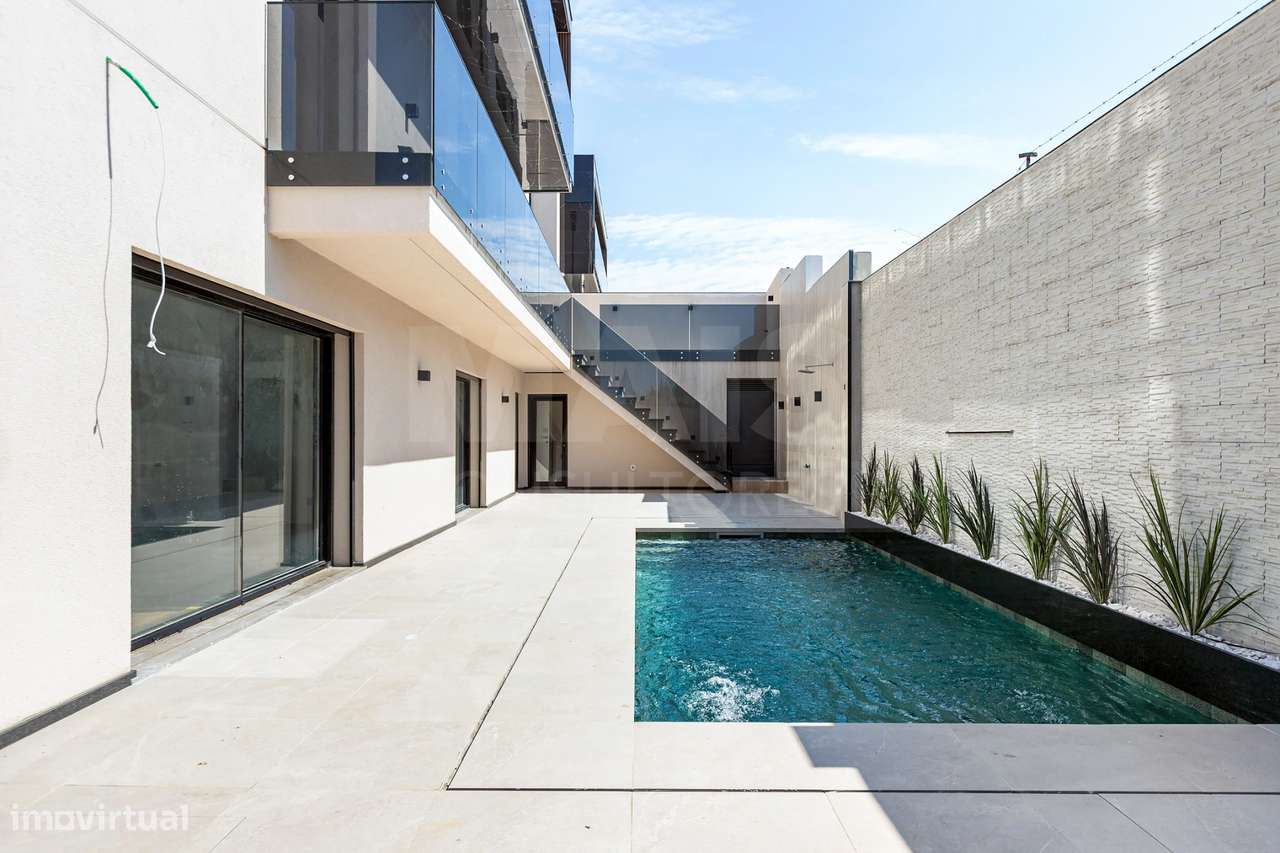 Moradia Isolada tipologia V4 em São Domingos de Rana - Cascais - Grande imagem: 3/34
