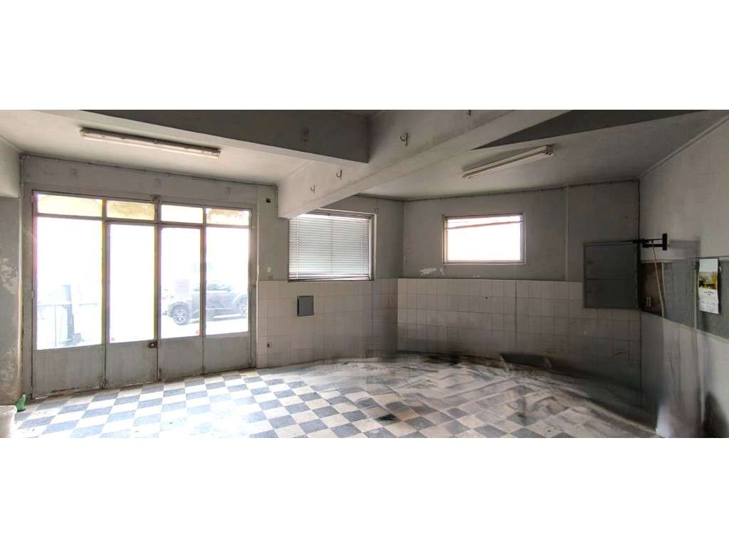 Espaço comercial para arrendar - Bobadela - Grande imagem: 4/10