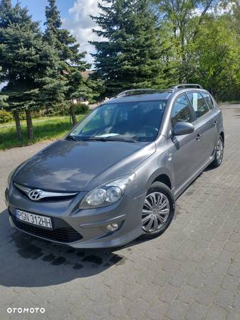 Hyundai I30 1.6 CRDI blue Classic - 1