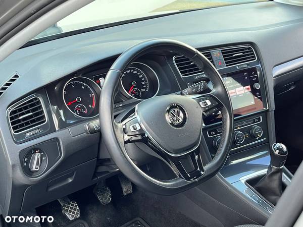 Volkswagen Golf VII 1.6 TDI BMT Comfortline - 14