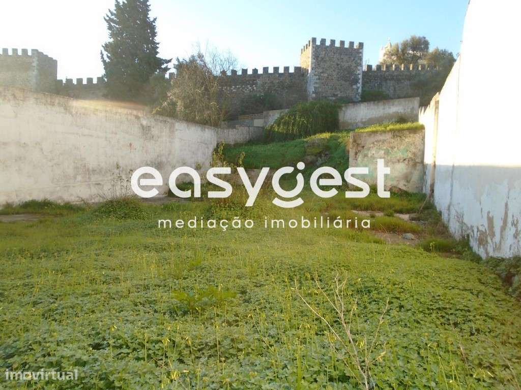 Terreno Urbano P/ Construção junto ao Castelo - Grande imagem: 4/8